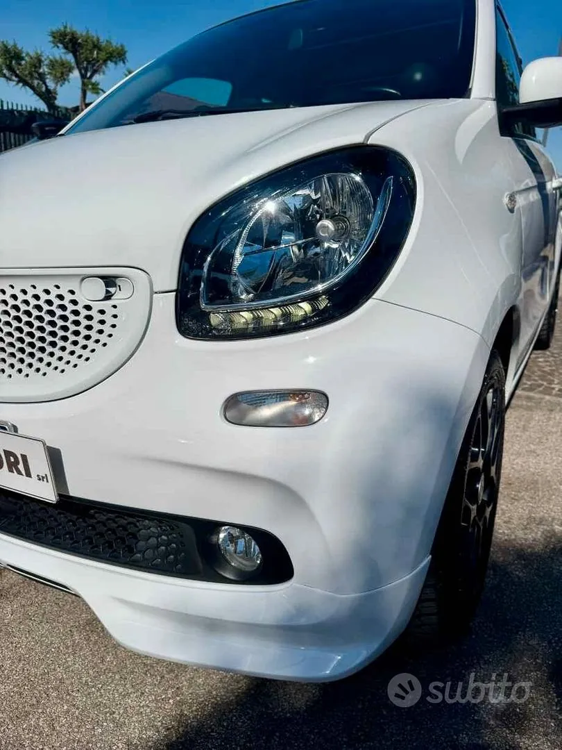 Smart Forfour 2019 photo 4