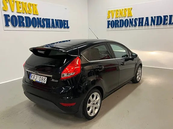 Ford Fiesta 2010 photo 4