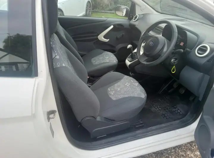 Ford Ka 2012 photo 5