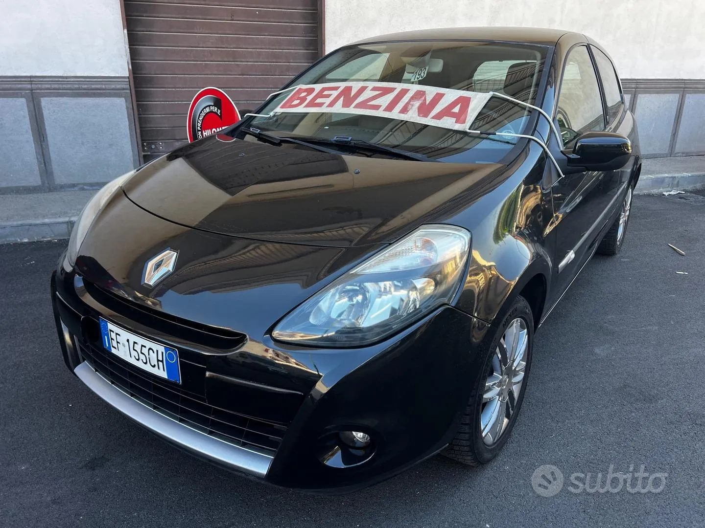 Renault Clio 2010 photo 3