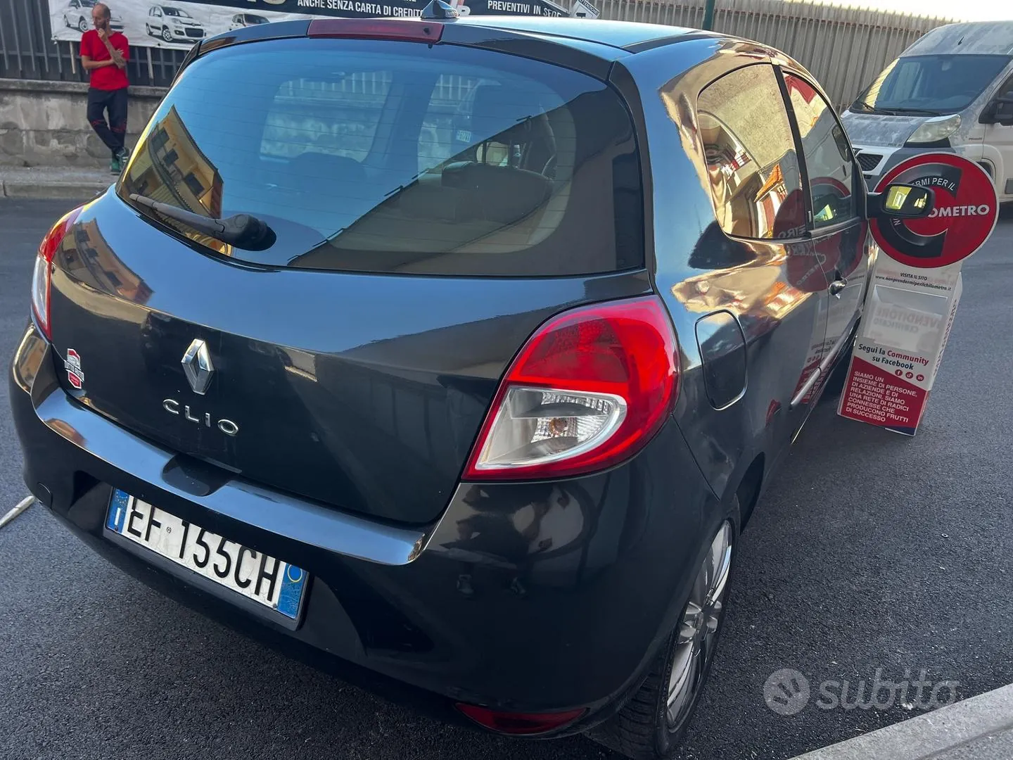 Renault Clio 2010 photo 4