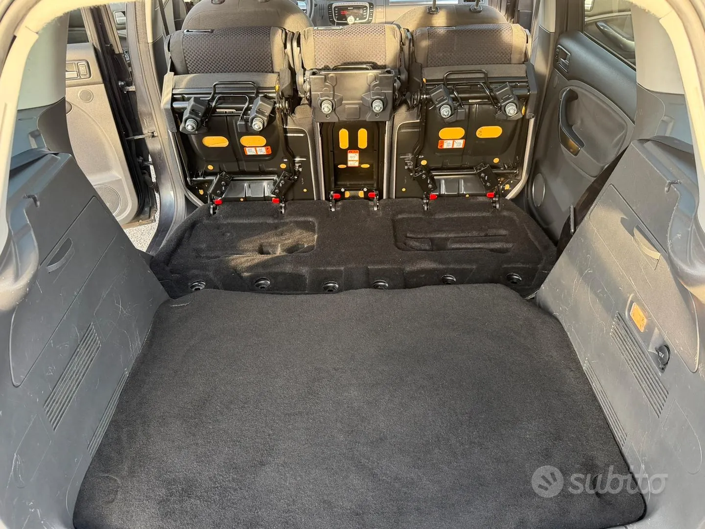 Ford C-Max 2009 photo 5