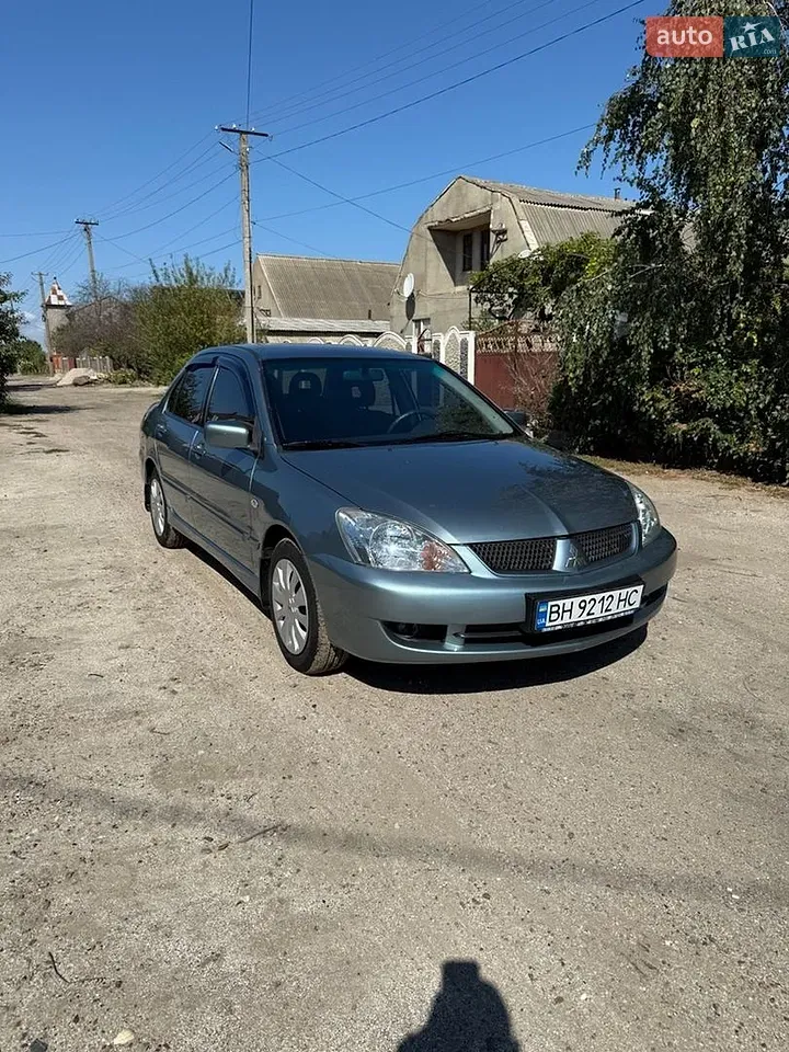 Mitsubishi Lancer 2006 photo 2