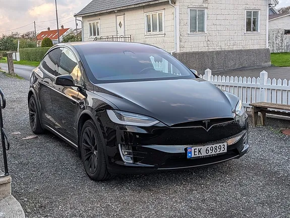 Tesla Model X