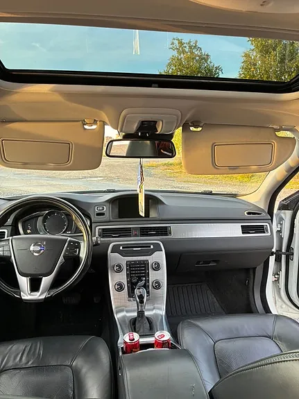 Volvo Xc70 2014 photo 2