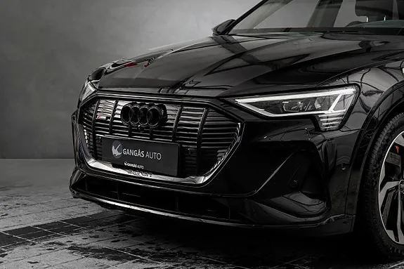 Audi E-Tron 2022 photo 2