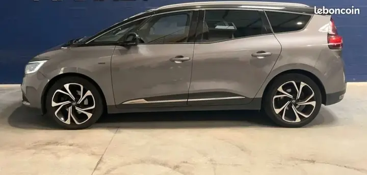 Renault Scenic 2019 photo 3