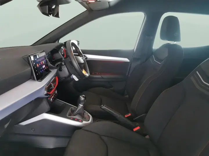Seat Arona 2023 photo 4