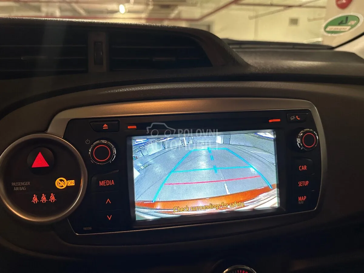 Toyota Yaris 2012 photo 5