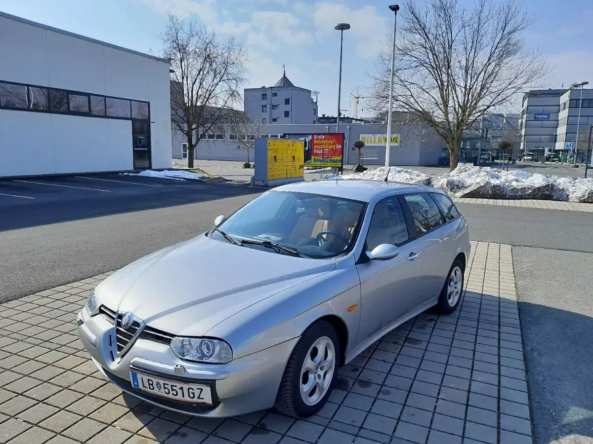 Alfa Romeo 156 2003 photo 2