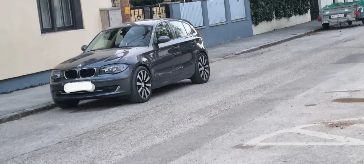BMW 1 Series 2008 photo 2