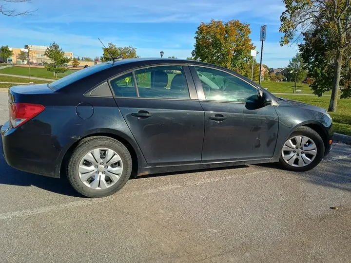Chevrolet Cruze 2014 photo 2