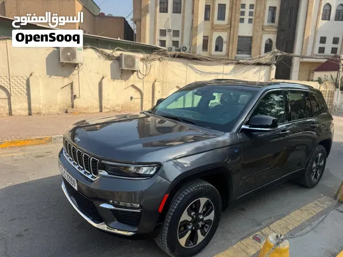 Jeep Grand Cherokee 2024 photo 4