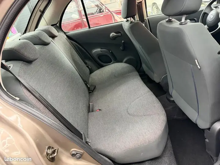 Nissan Micra 2006 photo 4
