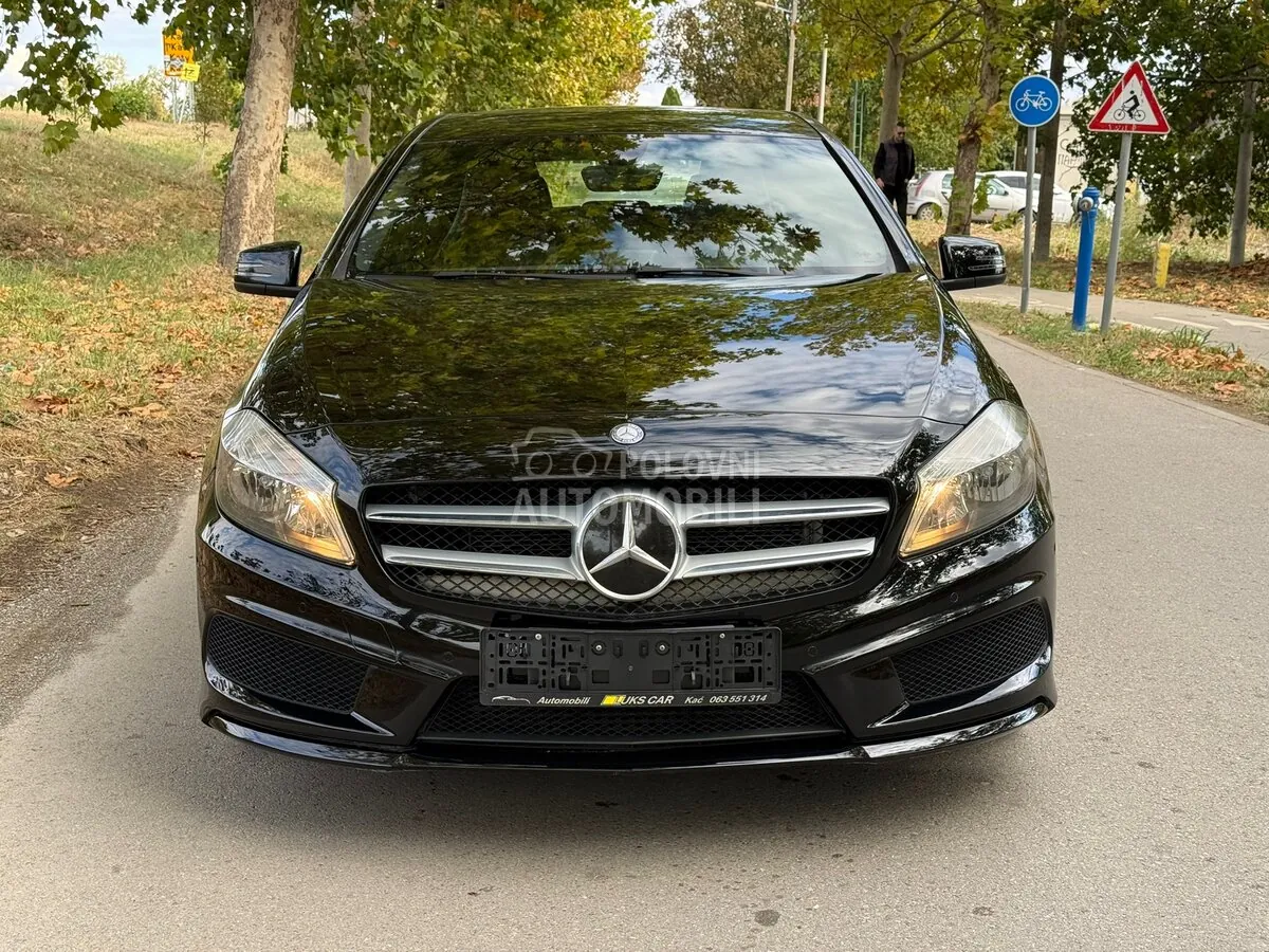 Mercedes-Benz A180 2014 photo 3