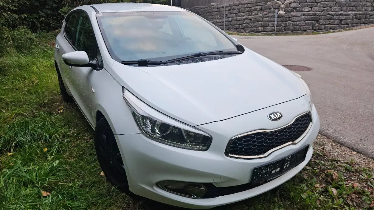 Kia Ceed 2014 photo 3