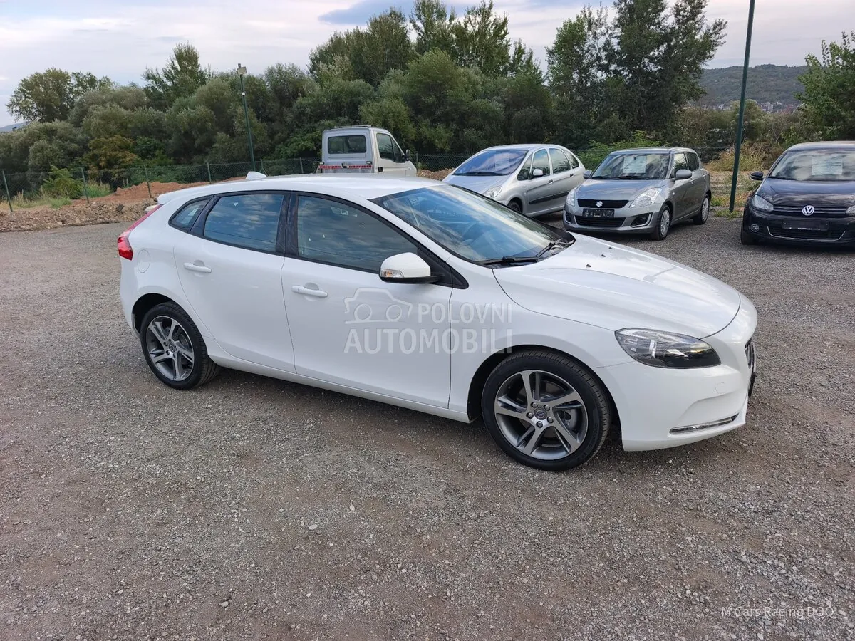 Volvo V40 2016 photo 5