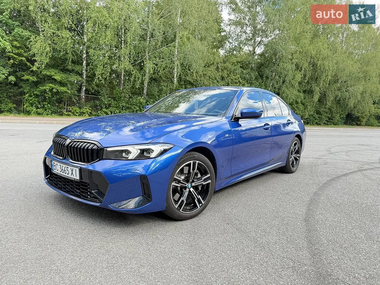 BMW 3 Series 2024 photo 2