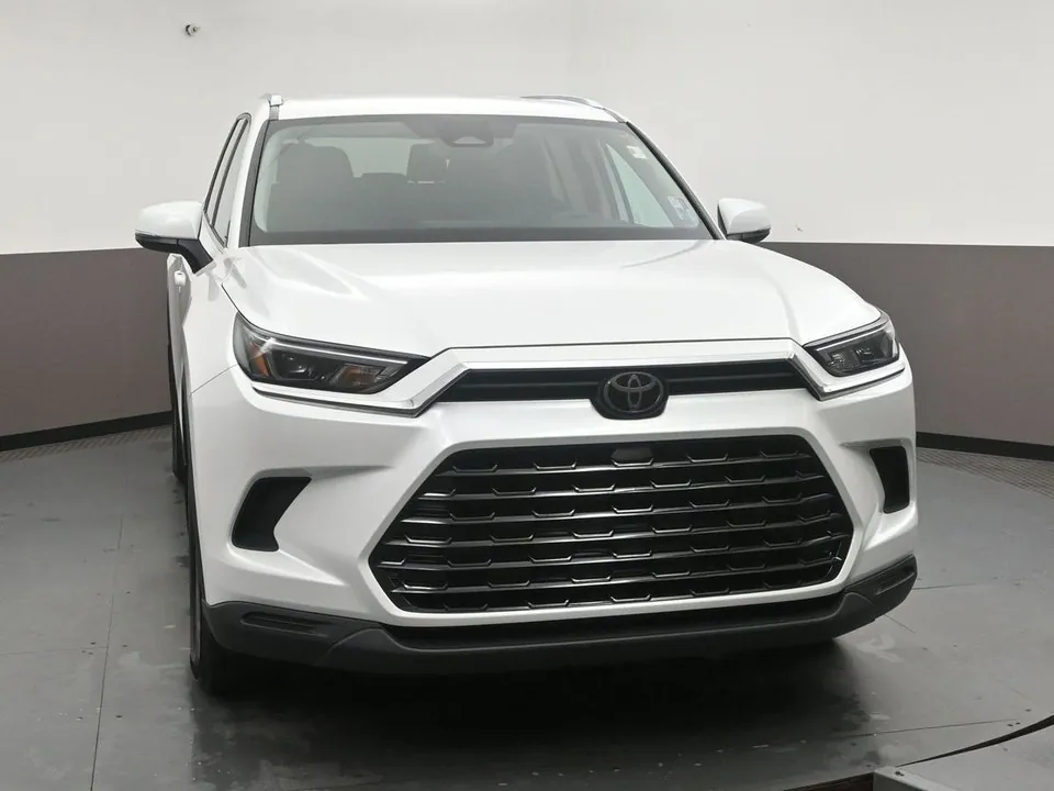 Toyota Grand Highlander 2024 photo 2