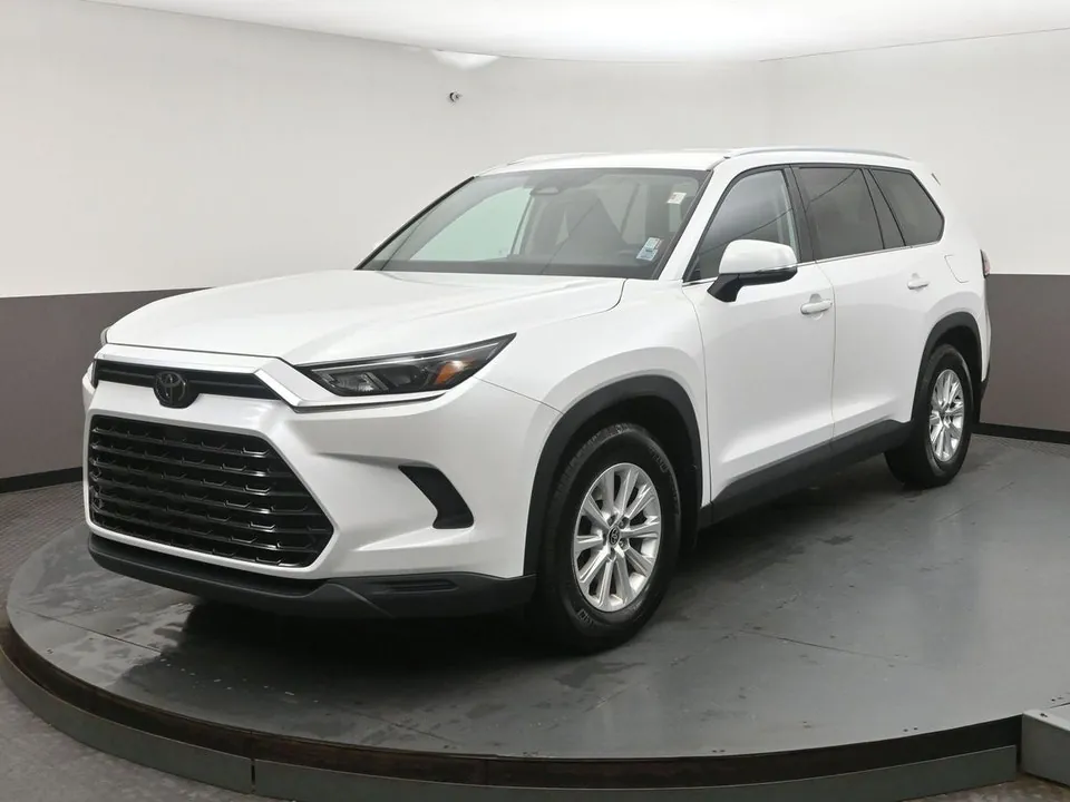 Toyota Grand Highlander 2024 photo 3