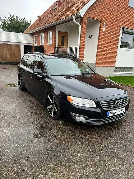 Volvo V70 2014 photo 2