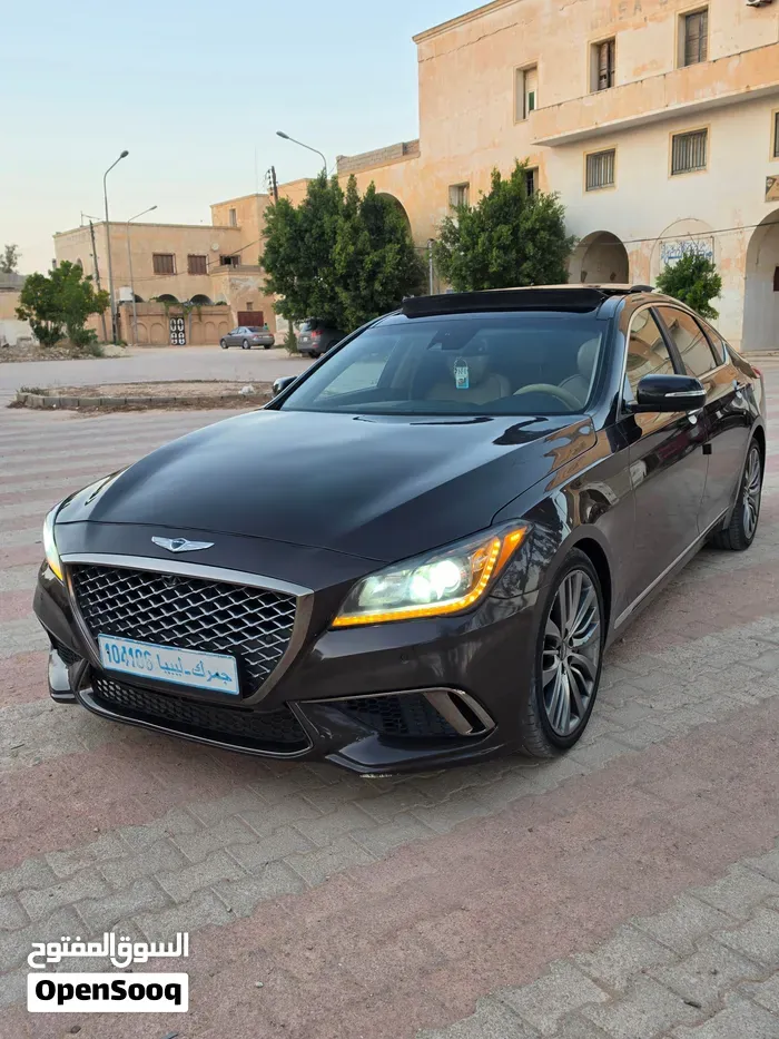 Genesis G80 2015 photo 2