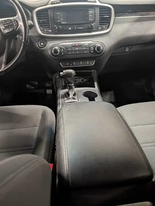 Kia Sorento 2016 photo 5