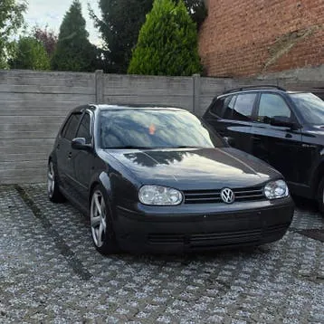 Volkswagen Golf 4