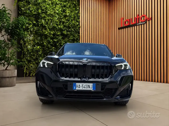 BMW X1 2025 photo 2