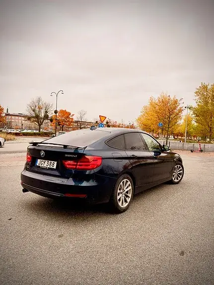 BMW 320D 2015 photo 2