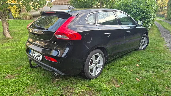 Volvo V40 2016 photo 3
