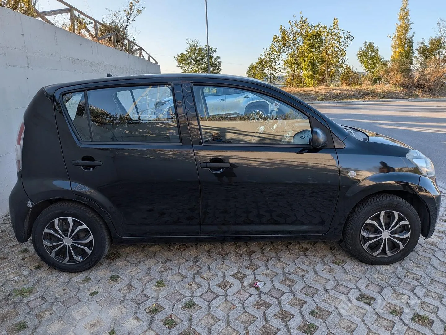 Daihatsu Sirion 2008 photo 3