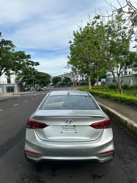 Hyundai Accent 2018 photo 3
