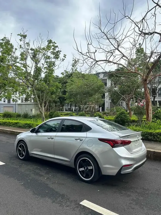 Hyundai Accent 2018 photo 2