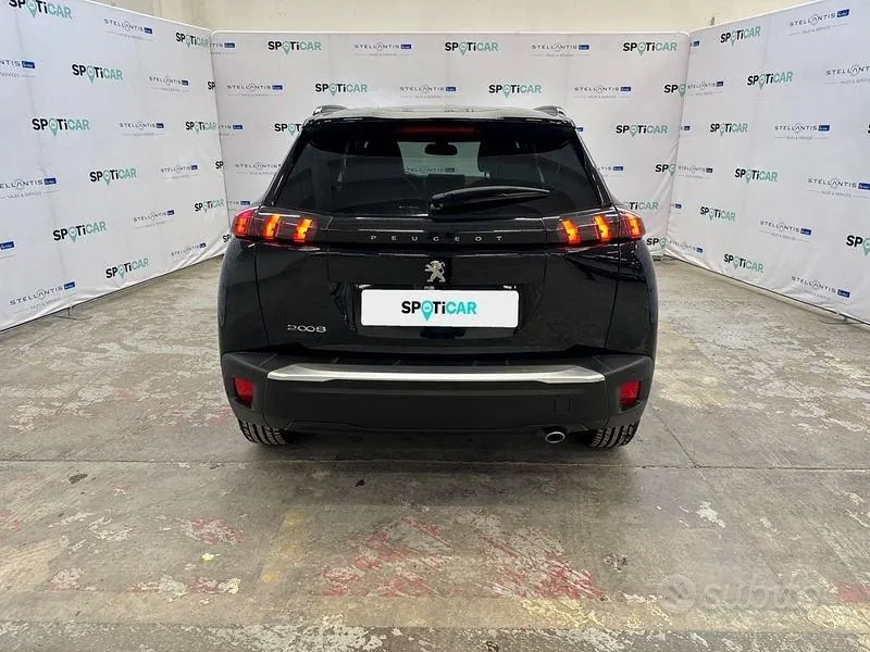 Peugeot 2008 2021 photo 4