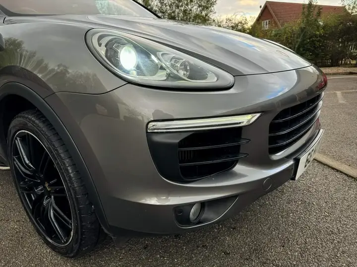 Porsche Cayenne 2016 photo 3
