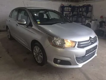 Citroen C4 2012 photo 3
