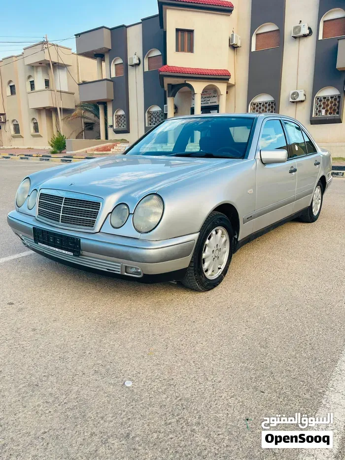 Mercedes-Benz E-Class 1997 photo 5