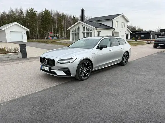 Volvo V90 2022 photo 2