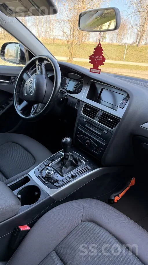 Audi A4 2008 photo 4