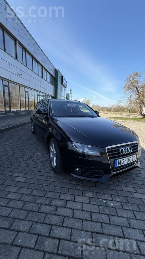 Audi A4 2008 photo 2