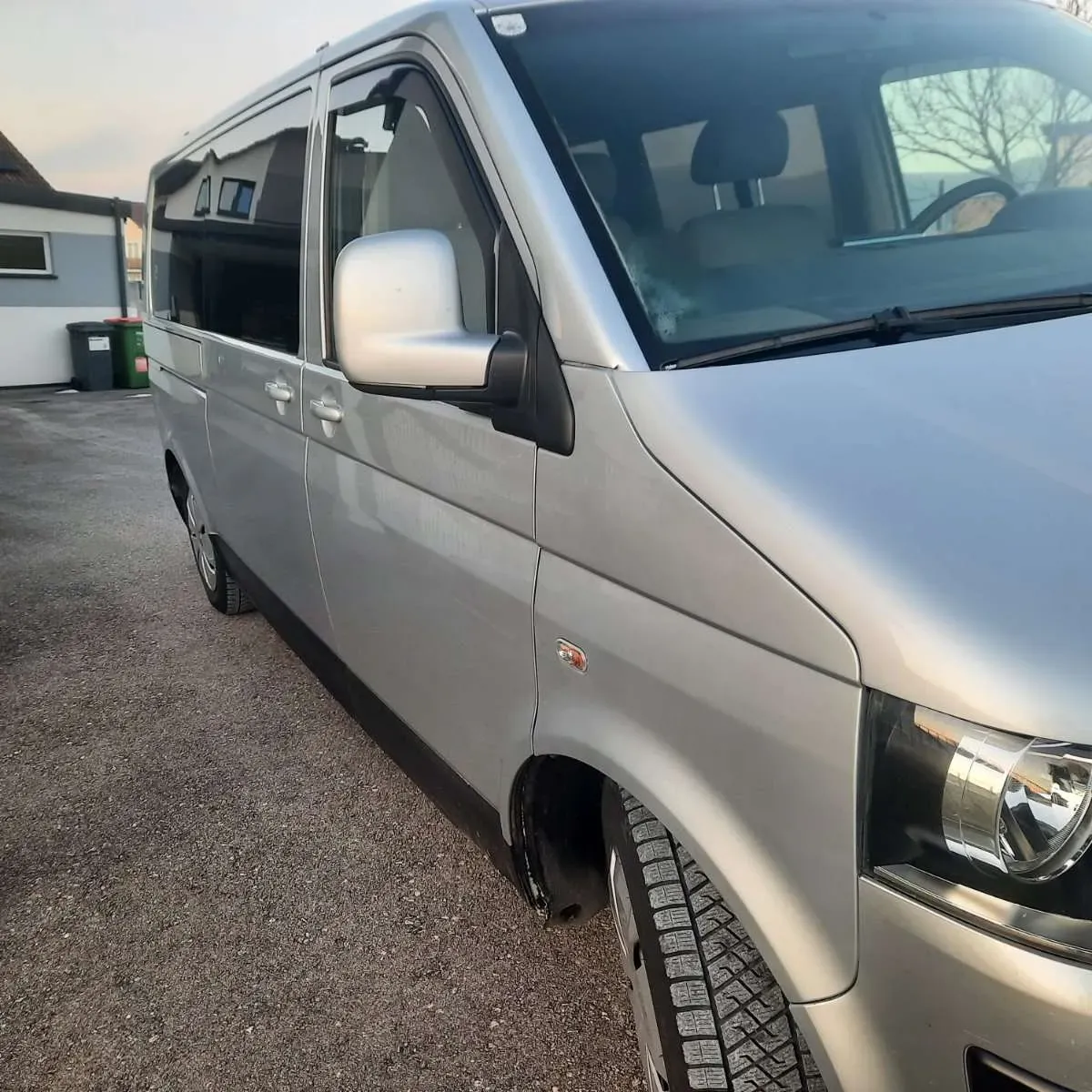 Volkswagen T5 2005 photo 2
