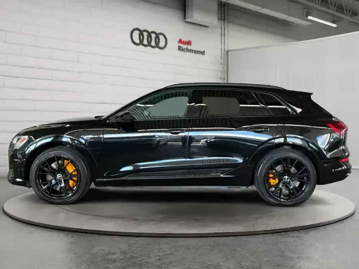 Audi E-Tron 2023 photo 2