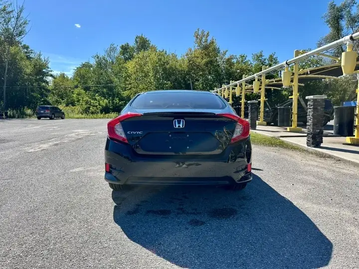 Honda Civic 2020 photo 5