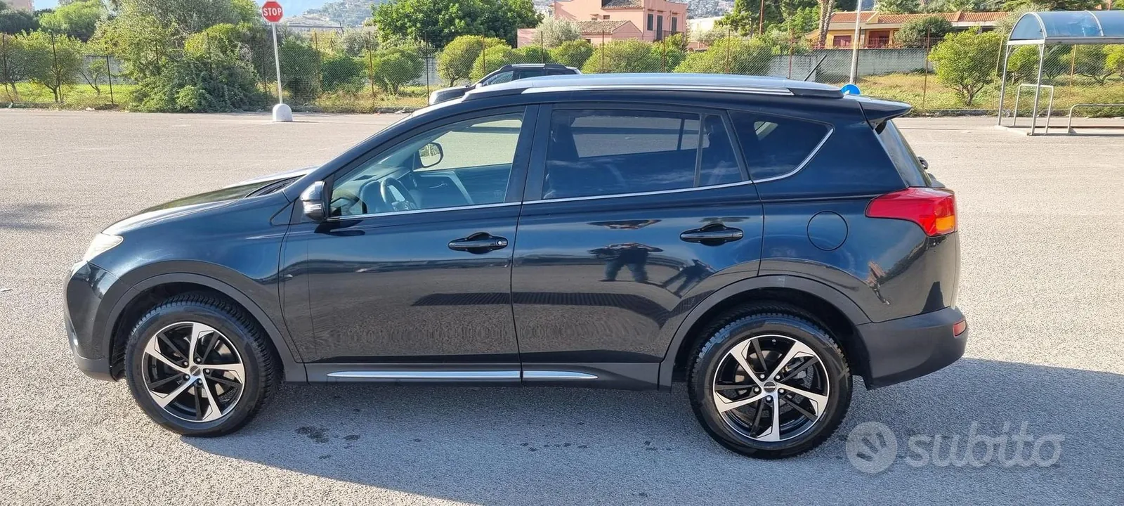 Toyota Rav4 2015 photo 4