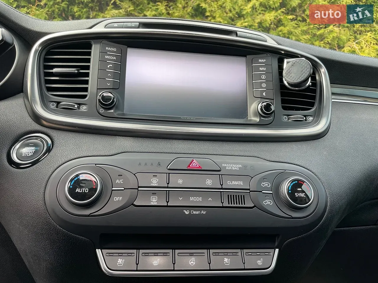 Kia Sorento 2015 photo 3