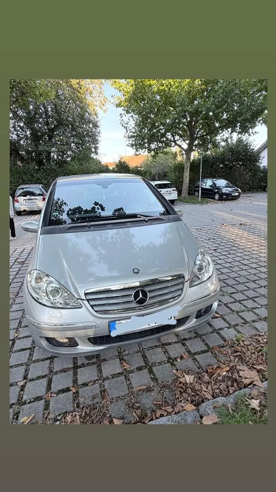 Mercedes-Benz A 180