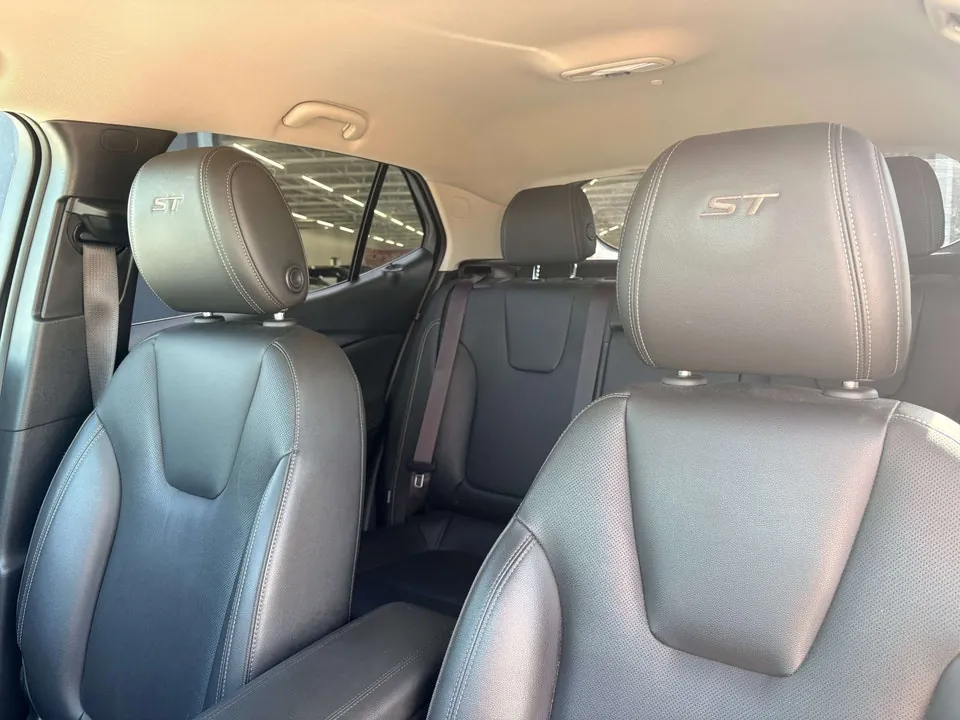 Buick Encore 2024 photo 2