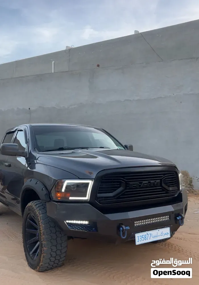 Dodge Ram Big Horn 2017 photo 2