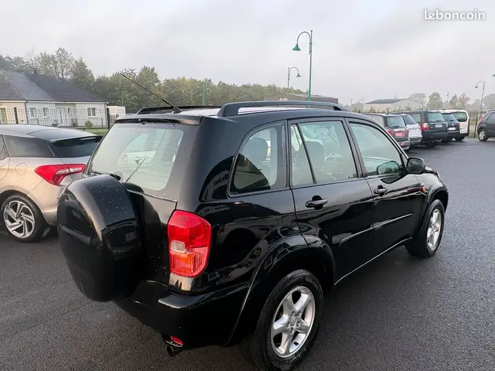 Toyota Rav4 2003 photo 3
